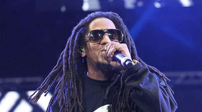 Tego-Calderón-sufre-accidente-automovilístico