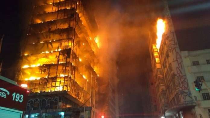 5ae81b0b08f3d9af378b4567 (1)