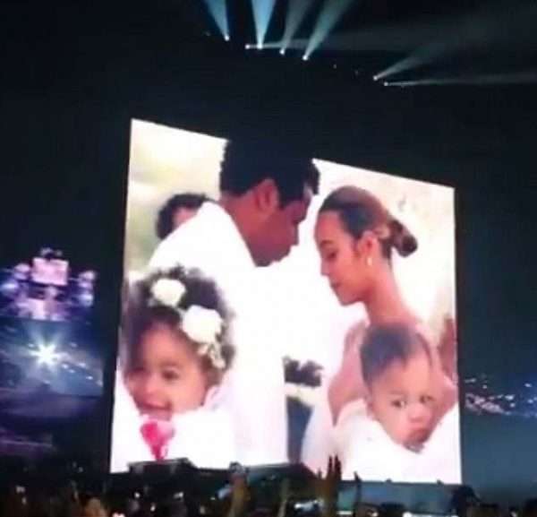 Beyonce-y-Jay-Z-renovando-sus-votos-600x577