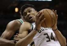 Bucks apabullan a Celtics y se les aproximan en la serie
