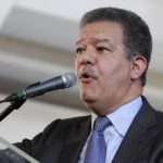 “Con fuerza e imposición se podrá vencer, pero no convencer”, dice Leonel Fernández en Nueva York