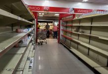 VENEZUELA: Supermercados vacíos; Maduro anuncia uso lingotes de oro