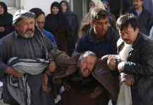Aumentan a 30 los muertos y a 50 los heridos en un atentado a una mezquita chií afgana