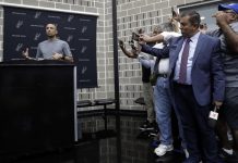 Ginobili: “Fue difícil poner el último clavo en el ataúd”