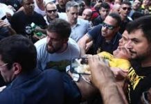 Elecciones en Brasil: Jair Bolsonaro fue apuñalado durante un acto de campaña en Minas Gerais