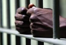 JIMANI: Encarcelan cuatro muchachos por abusar sexualmente de hermanita