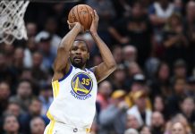 Durant consigue doble-doble para los Warriors