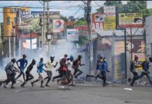 Matan a un policía y dos civiles en Haití en medio de tensión por crisis