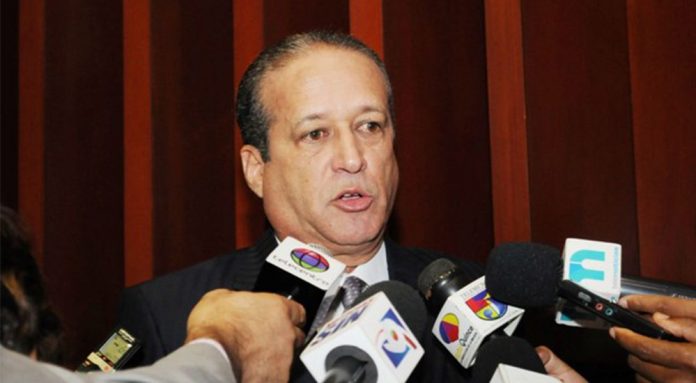 Pared Pérez pide a diputados investigar si el TSE ha violado Constitución de RD