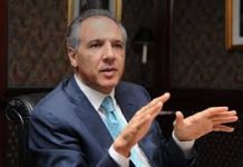 Peralta detrás de Abinader para hablar de reforma constitucional
