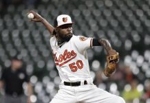 Asaltan a lanzador dominicano de Grandes Ligas cerca de estadio LR