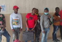 Apresan un autobús transportaba 45 haitianos indocumentados