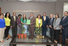 Participación Ciudadana visita Pleno JCE; respalda propuesta modificaciones leyes electorales