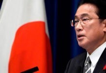 Japón expulsará a 8 diplomáticos rusos por los crímenes en Ucrania
