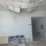 Colapsa parte del plafón de un centro atención primaria en Puerto Plata